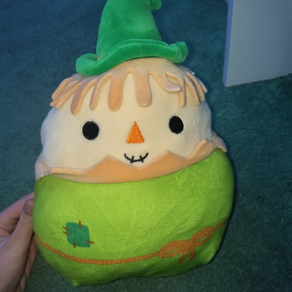 samuel the scarcrow squishmallow